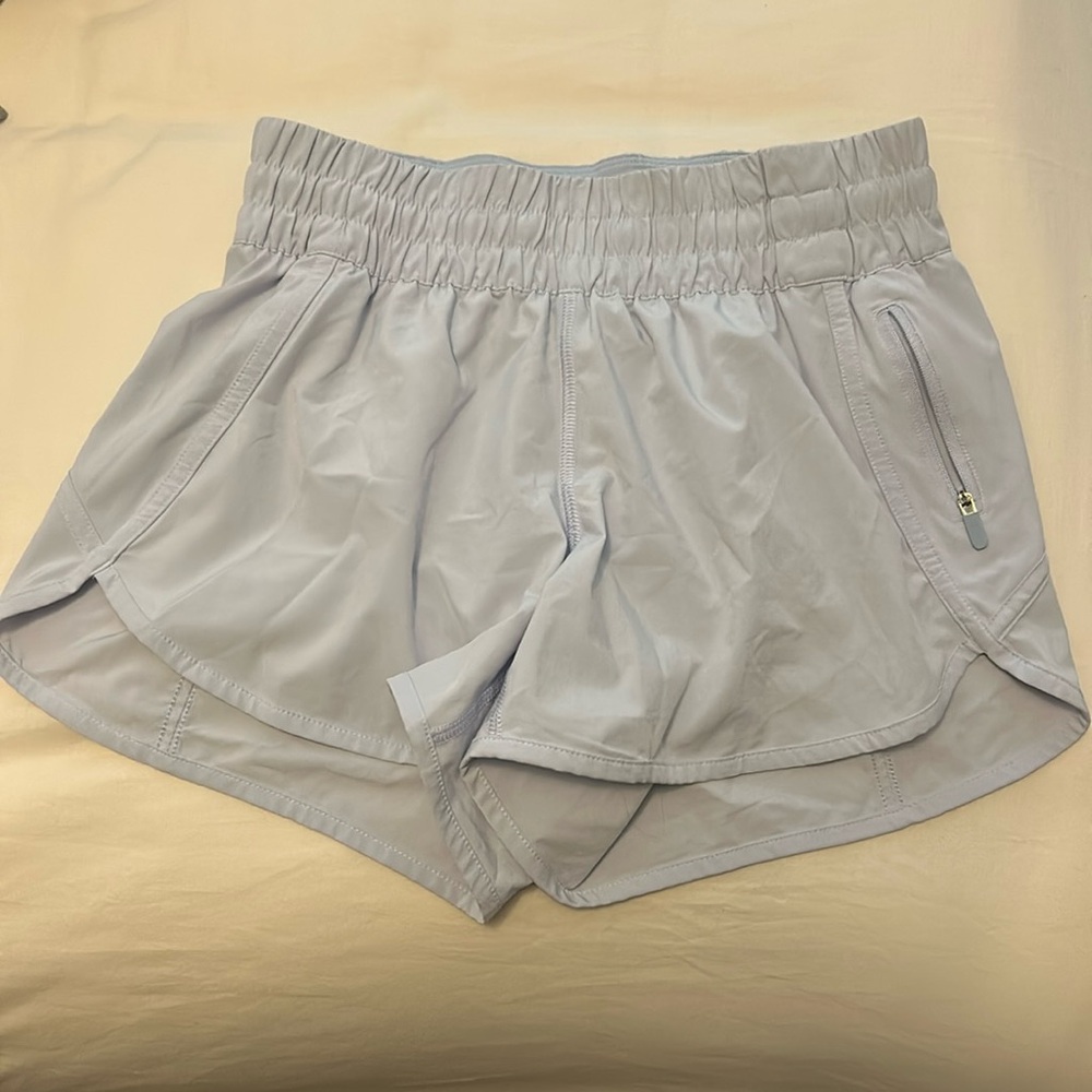 lululemon shorts size 6